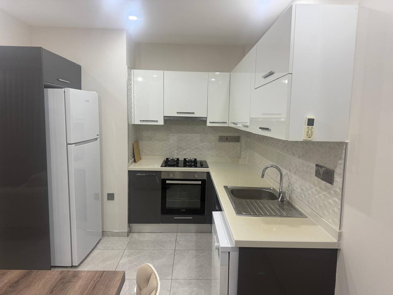Photo 2 of 3: Rent 3+1, Kyrenia (Girne)