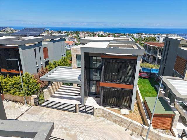 Photo 1 of 3: Rent 4+1, Alsancak, Kyrenia (Girne)