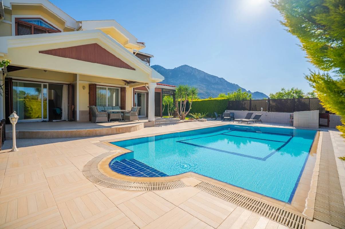 Photo 1 of 3: Sale 4+1, Lapta, Kyrenia (Girne)