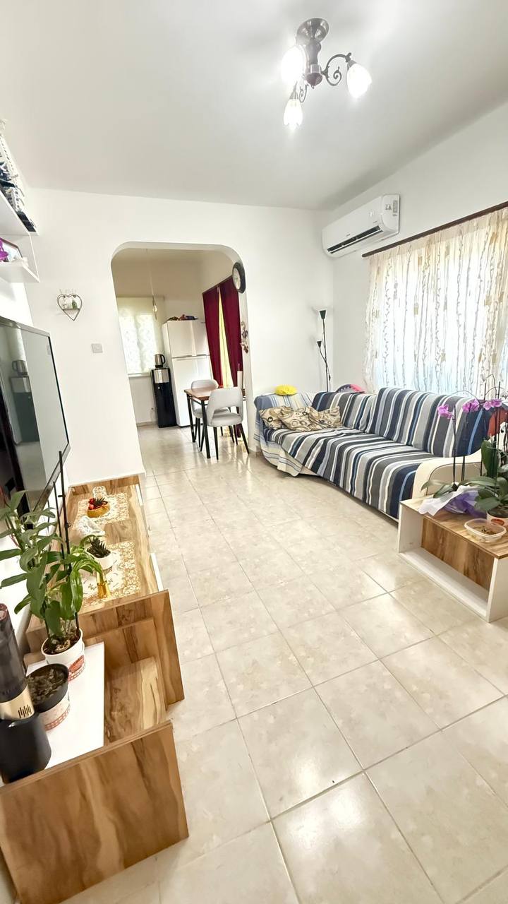 Photo 2 of 3: Rent 2+1, Lapta, Kyrenia (Girne)