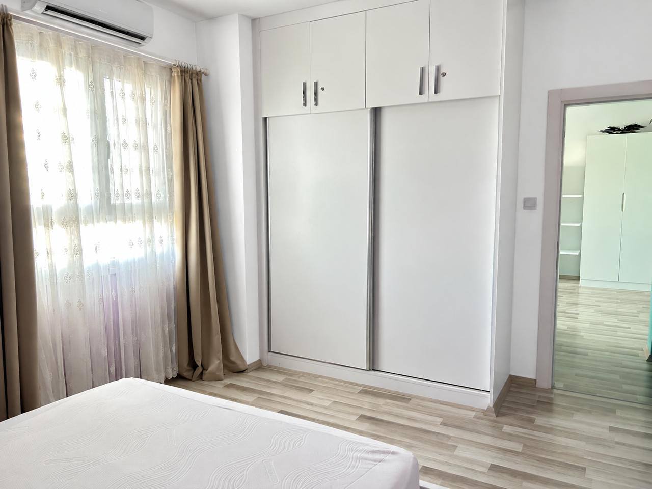 Фото 3 из 7: Продажа 1+1, Лонг Бич, Искеле