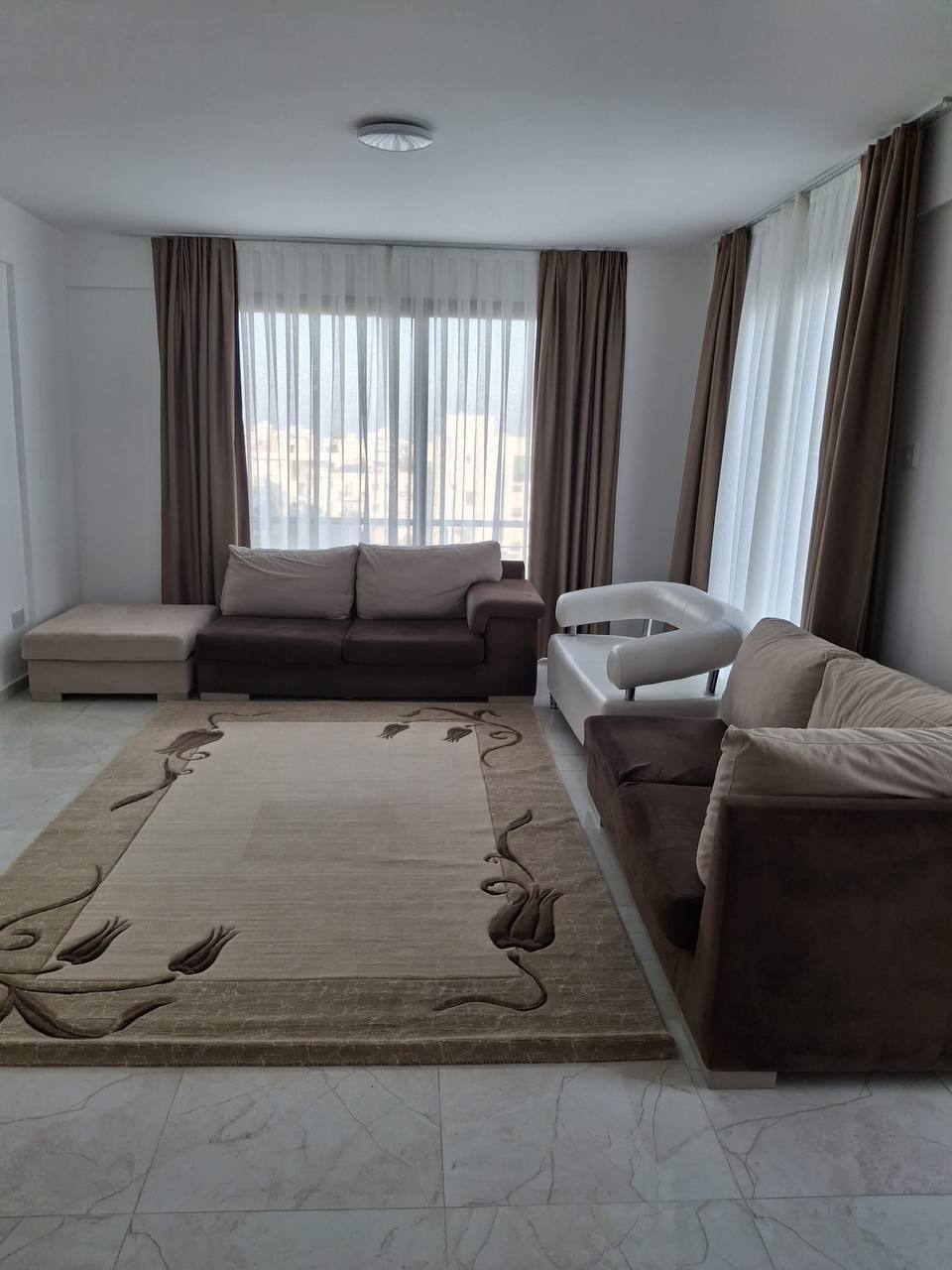 Photo 2 of 3: Rent 2+1, Kyrenia centre, Kyrenia (Girne)