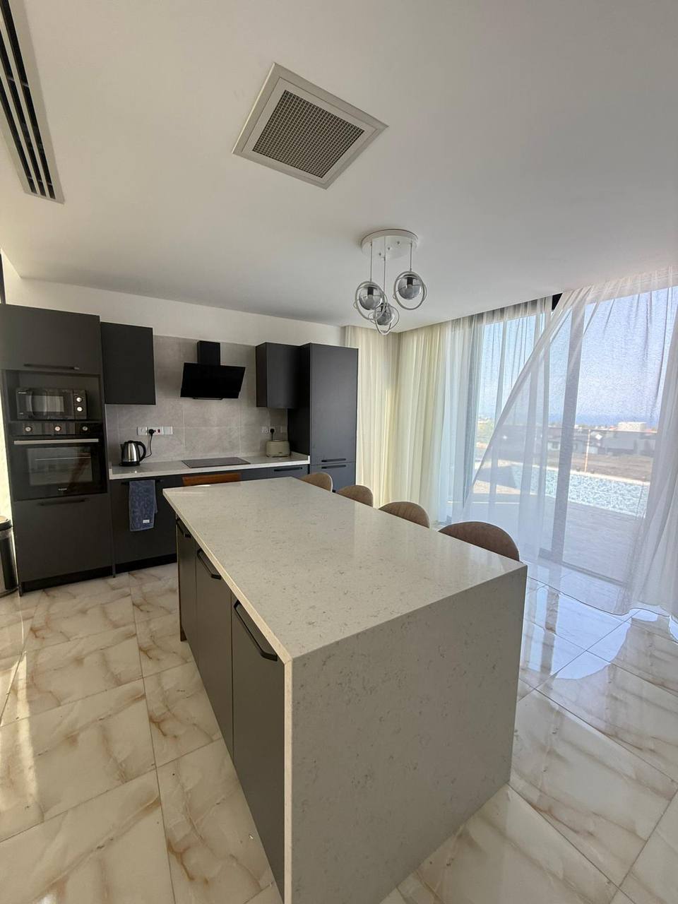 Photo 3 of 3: Rent 4+1, Alsancak, Kyrenia (Girne)