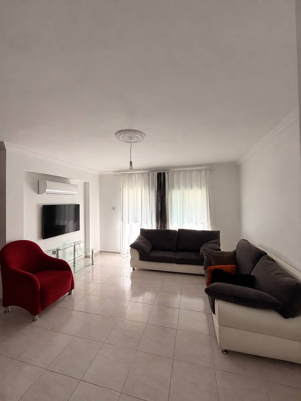 Photo 2 of 3: Rent 3+1, Kyrenia (Girne)